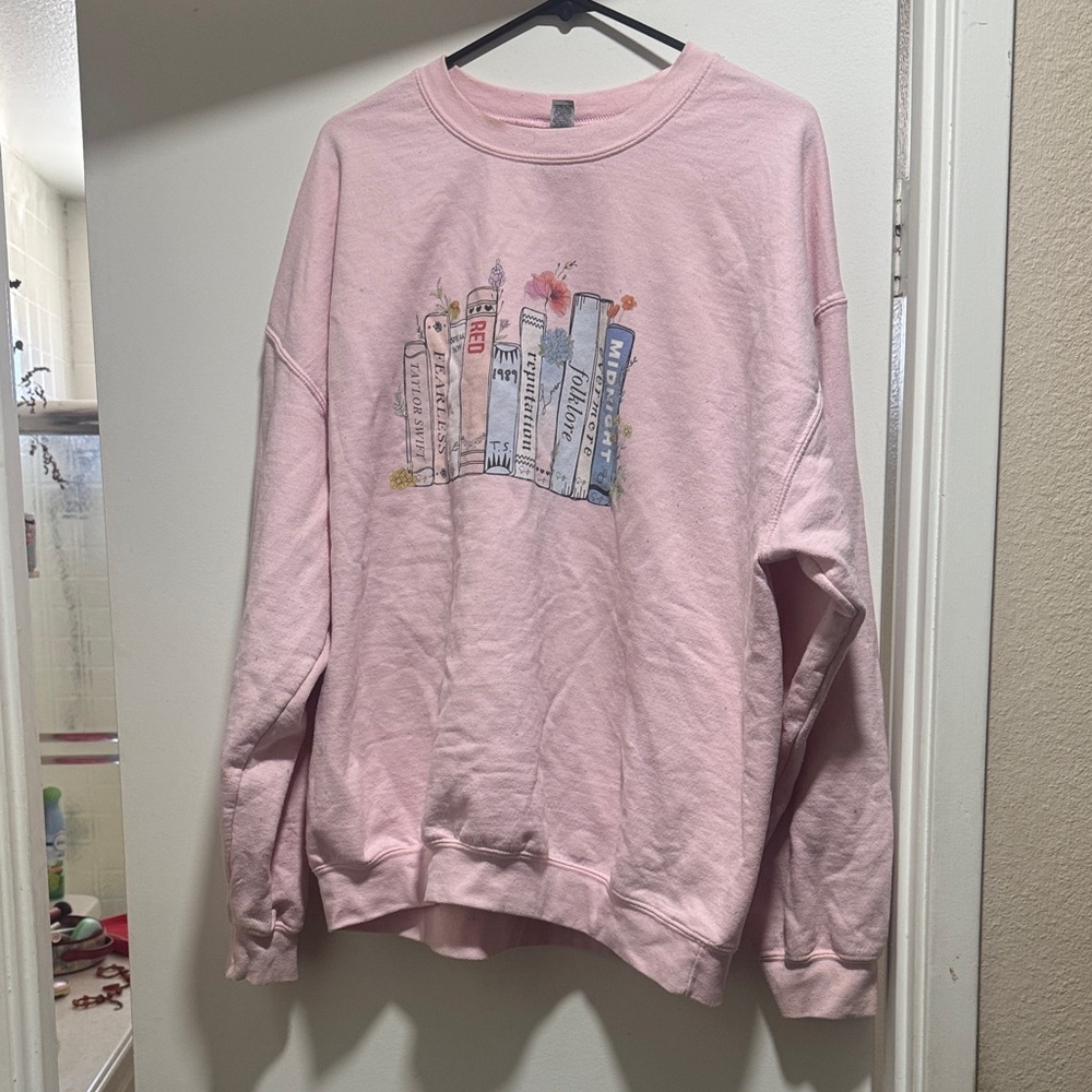 TS Pink Eras Tour book Sweatshirt XL - Picture 7 of 7